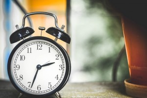 écrire à plusieurs: toutes les 20mn nous échangeons nos textes. Atelier d'écriture les incipits